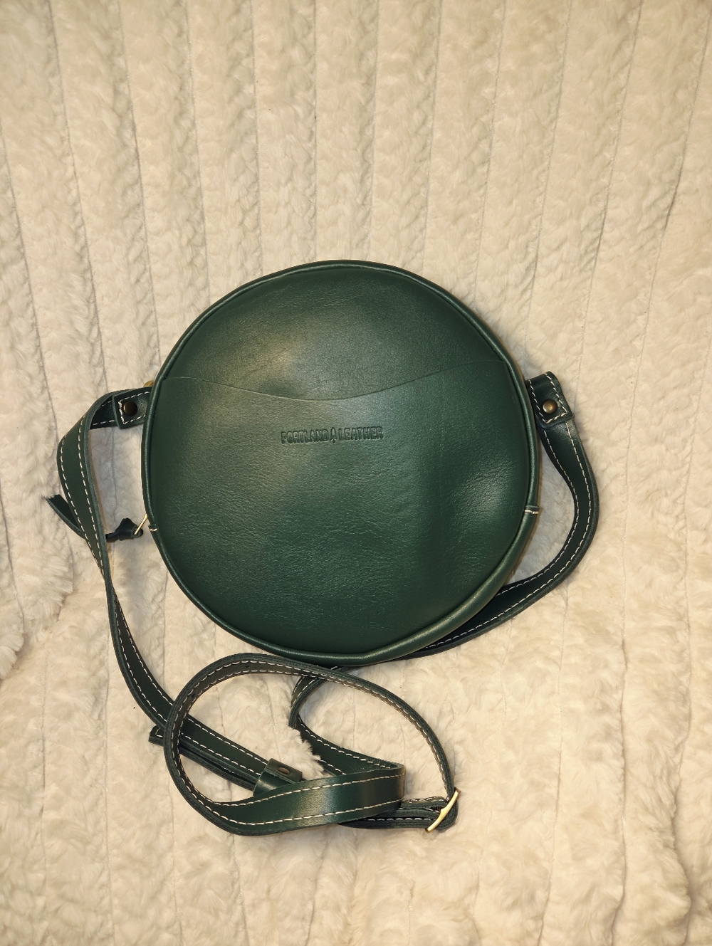 NEW Beautiful Portland Leather Goods Large Circle Crossbody Bag In Peacock - Picture 2 of 8